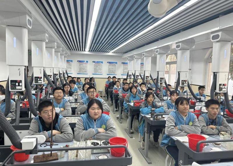 《揭秘溶液配制：点亮科学探索之旅》——新乡市第十中学化学组科学教育优秀课例展评（六）